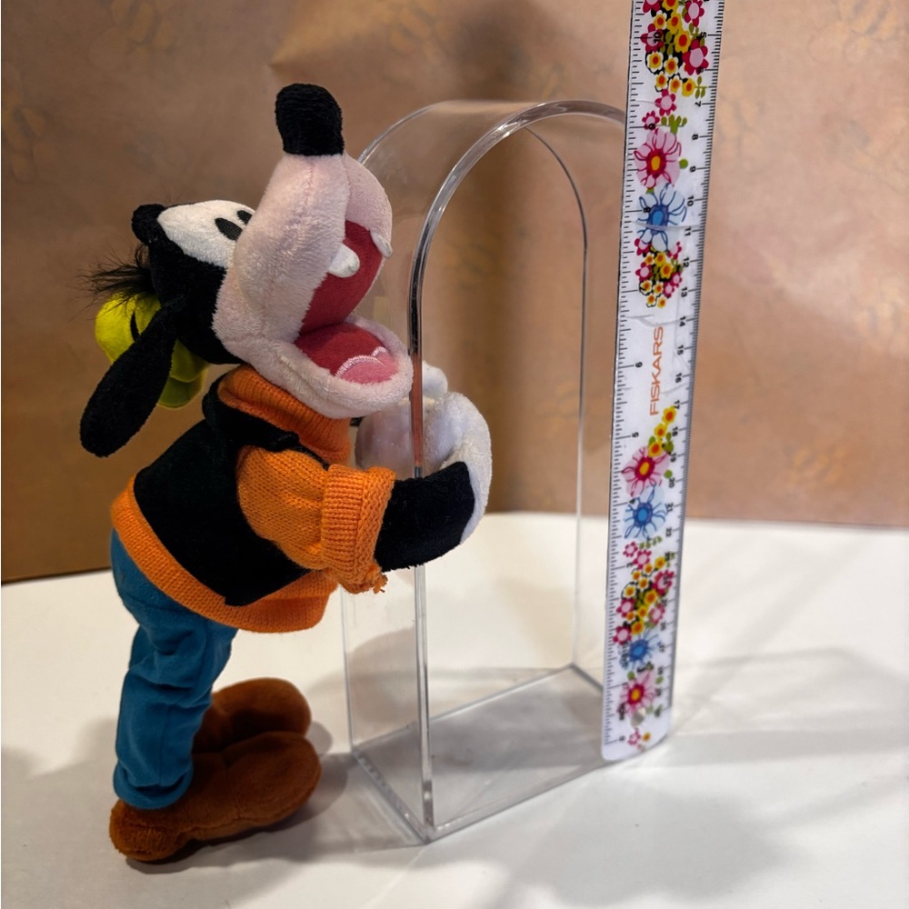 11” Disney Pluto Super Soft Plush Snuggle Snapper Bracelet  Disney Parks